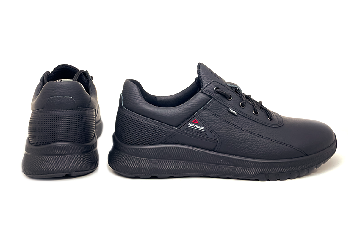 Чоловічі весняні - осінні шкіряні кросівки Clubshoes чорний Volles