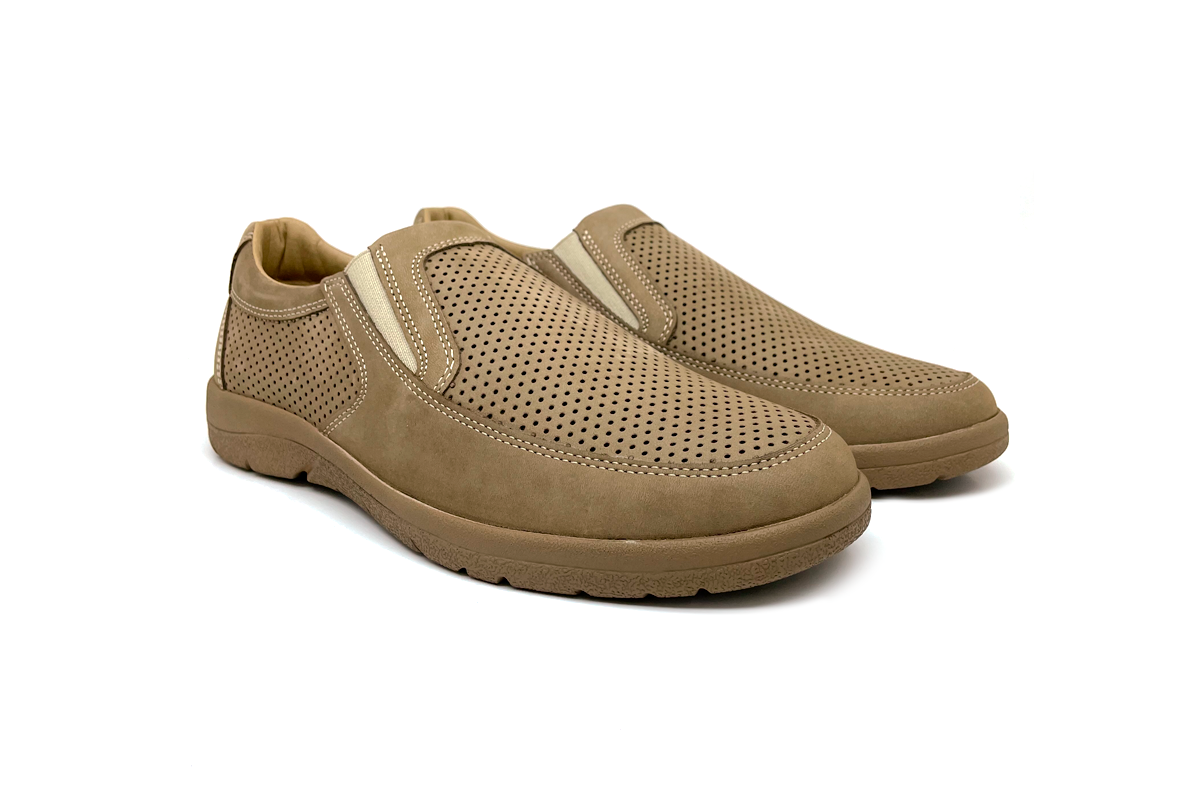 Шкіряні чоловічі лофери Clubshoes бежеві Elastic Light
