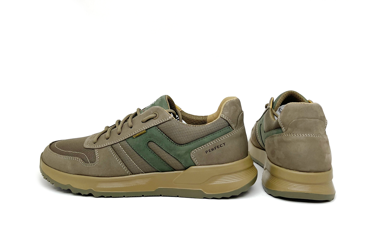 Чоловічі шкіряні кросівки Clubshoes зелено-бежеві Kobi