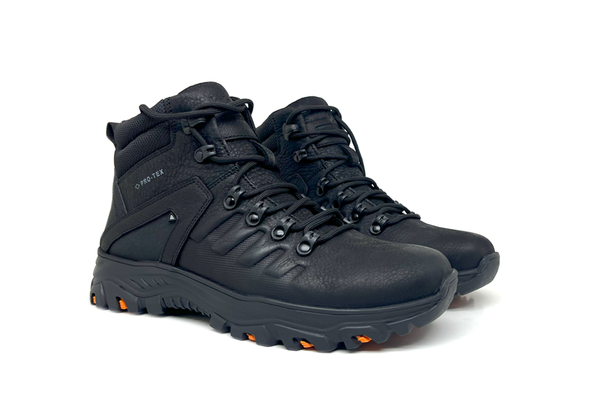 Чоловічі зимові шкіряні черевики Clubshoes чорний Kubro