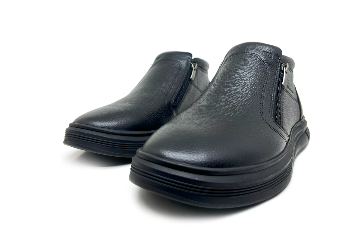 Чоловічі зимові шкіряні черевики Clubshoes чорний Step