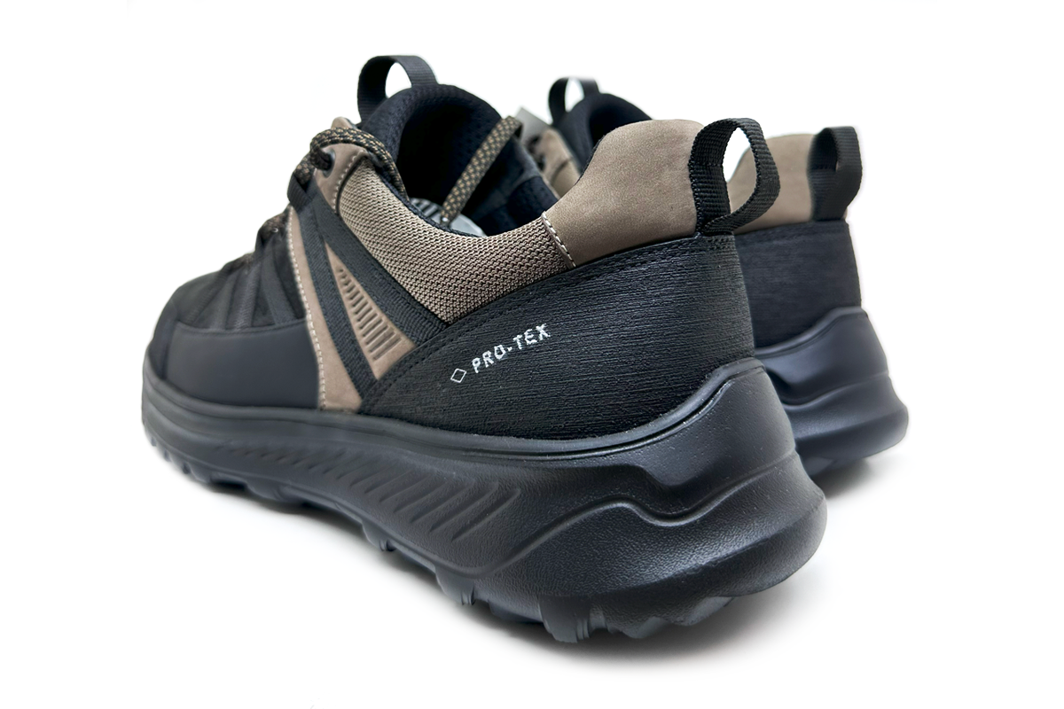 Чоловічі шкіряні кросівки Clubshoes бежевий Tisot