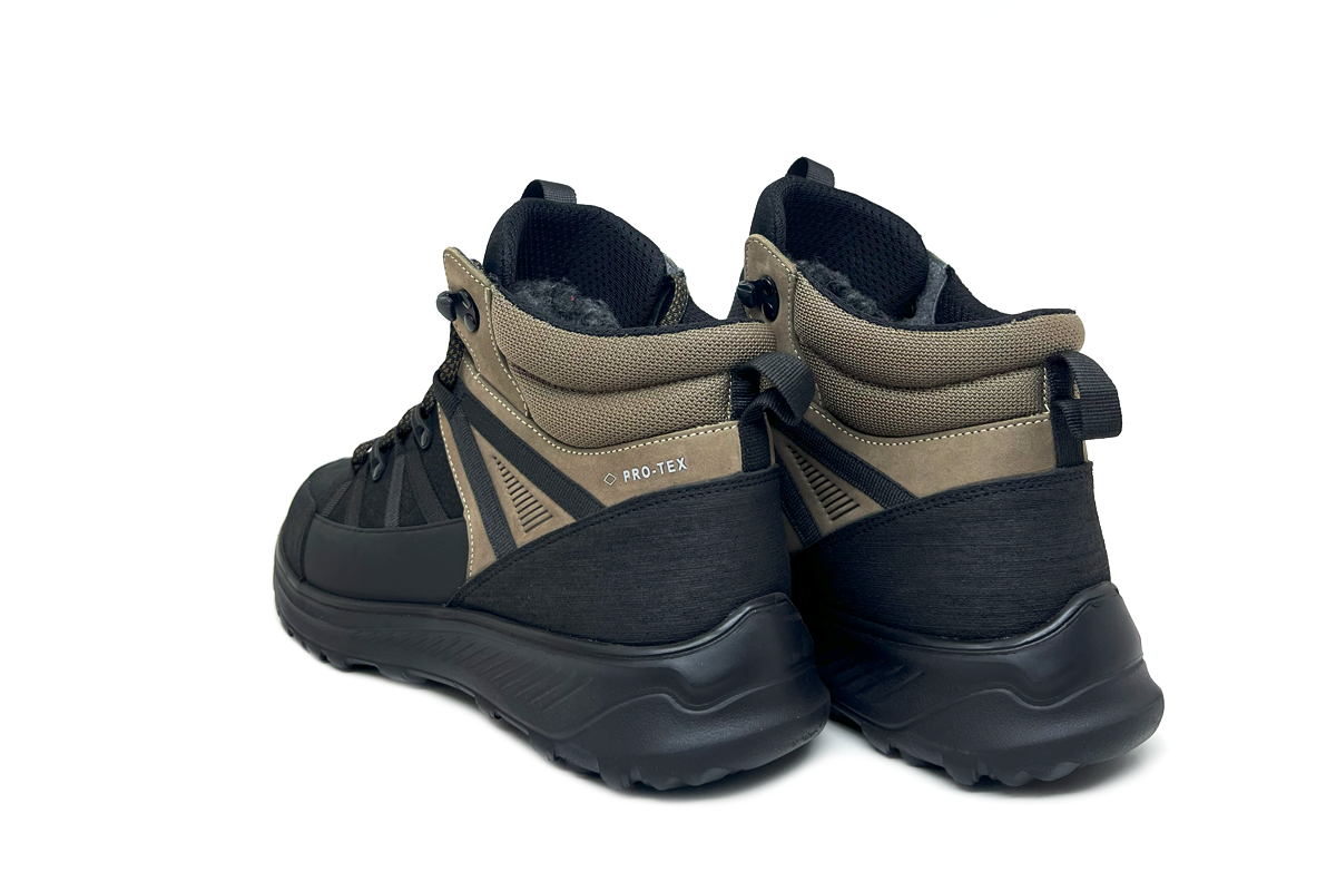 Чоловічі зимові шкіряні черевики Clubshoes беж Tisot Bot