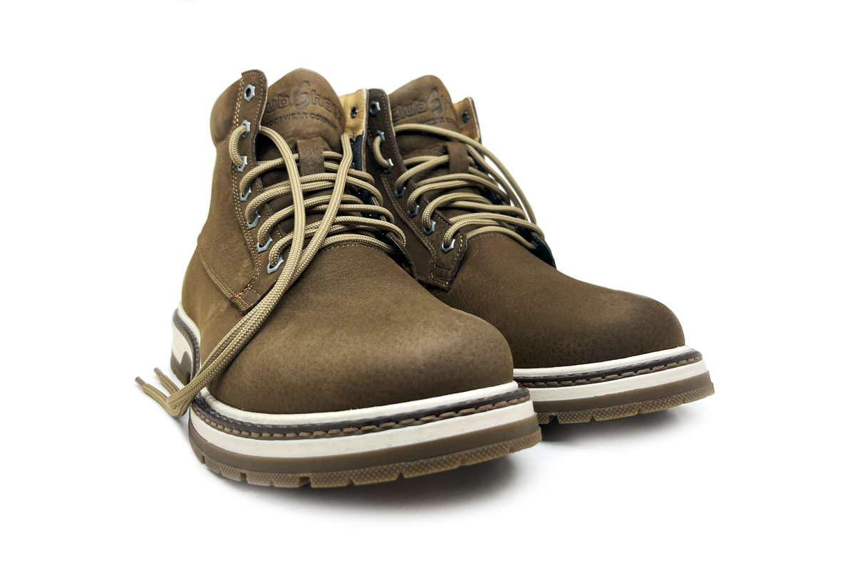 Чоловічі зимові черевики з нубуку Clubshoes беж Highlux