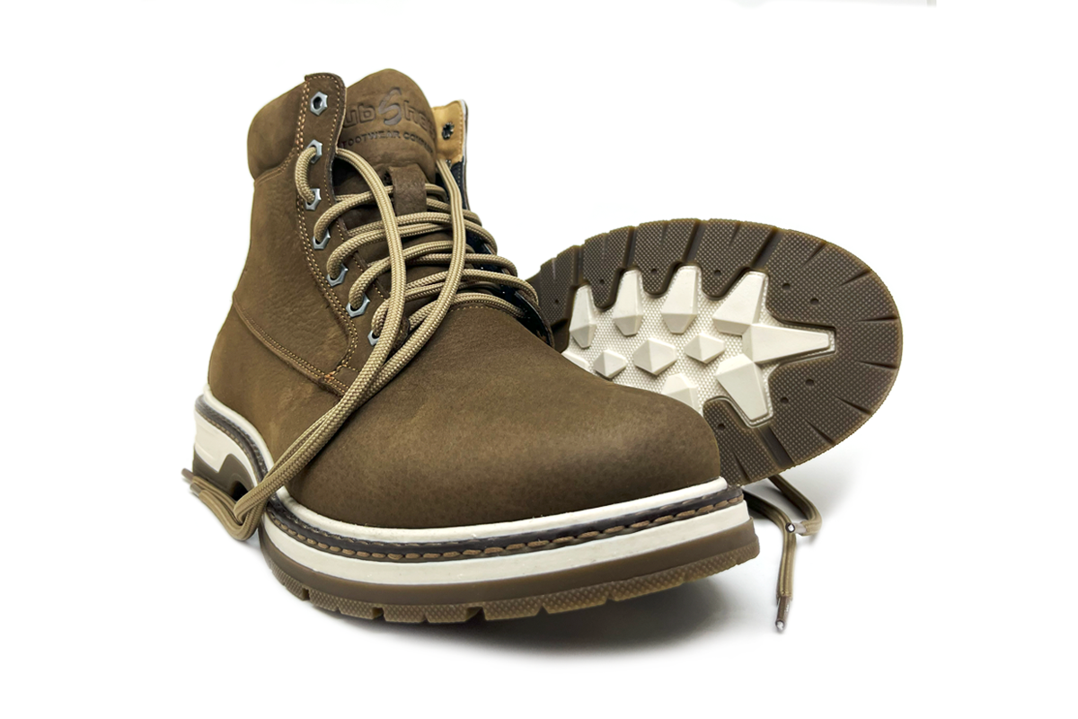Чоловічі зимові черевики з нубуку Clubshoes беж Highlux