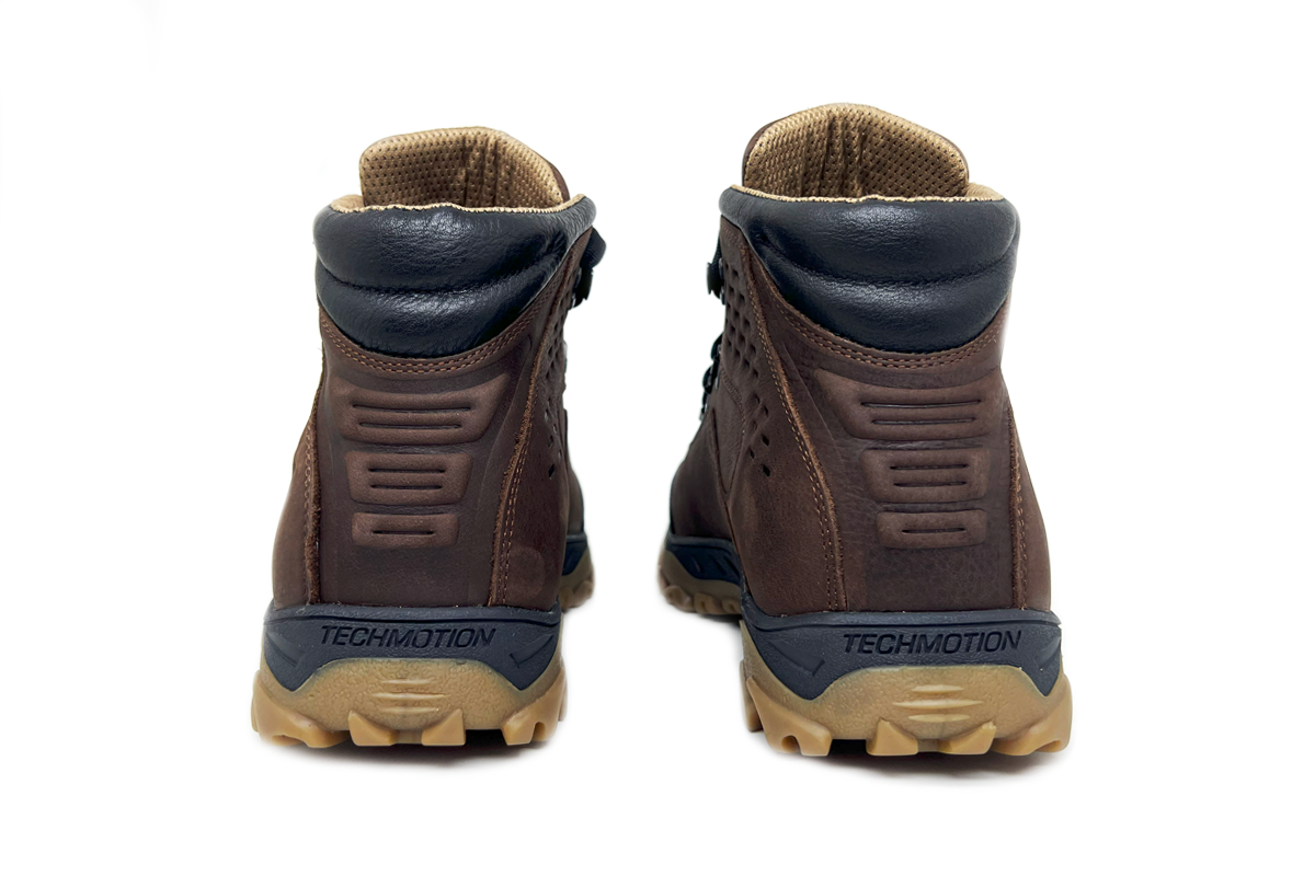 Чоловічі зимові шкіряні черевики Clubshoes коричневі Bootsy 24