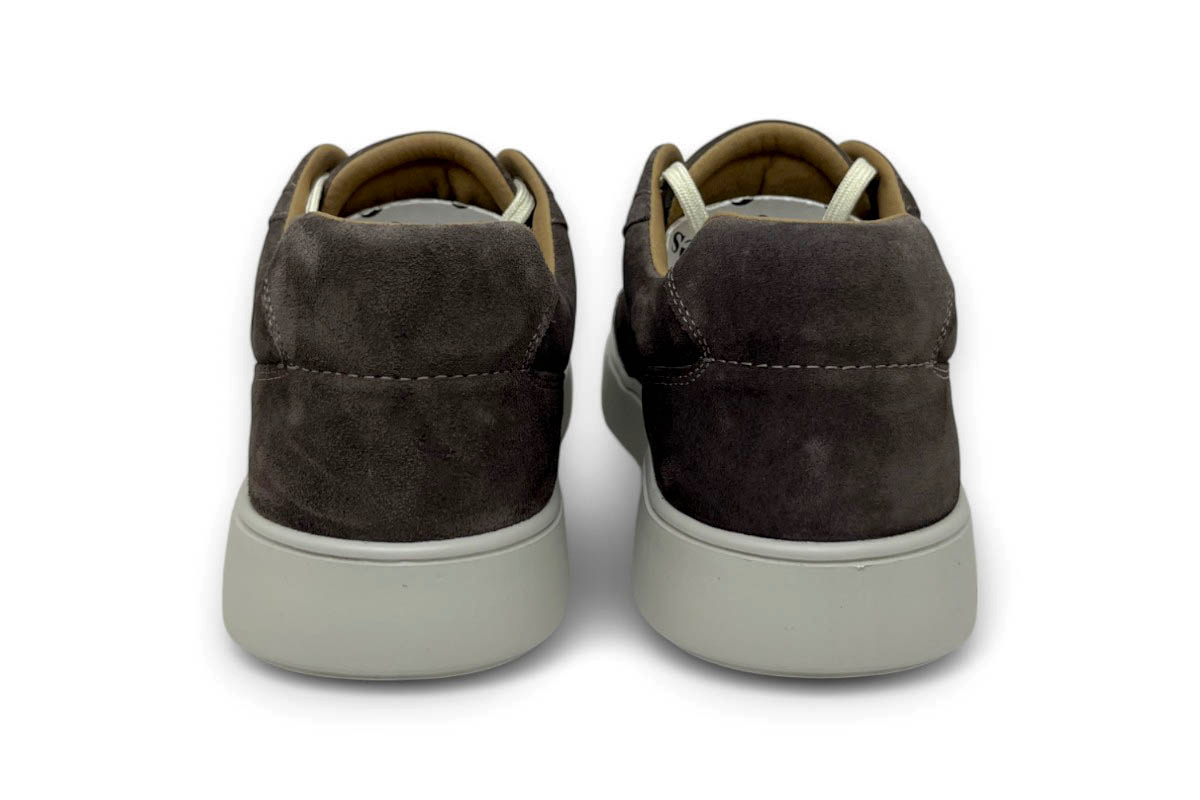 Чоловічі шкіряні кеди Clubshoes коричневі KD2