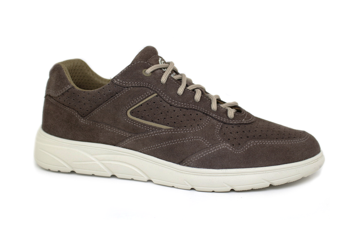 Чоловічі шкіряні кросівки Clubshoes коричневі Vanta