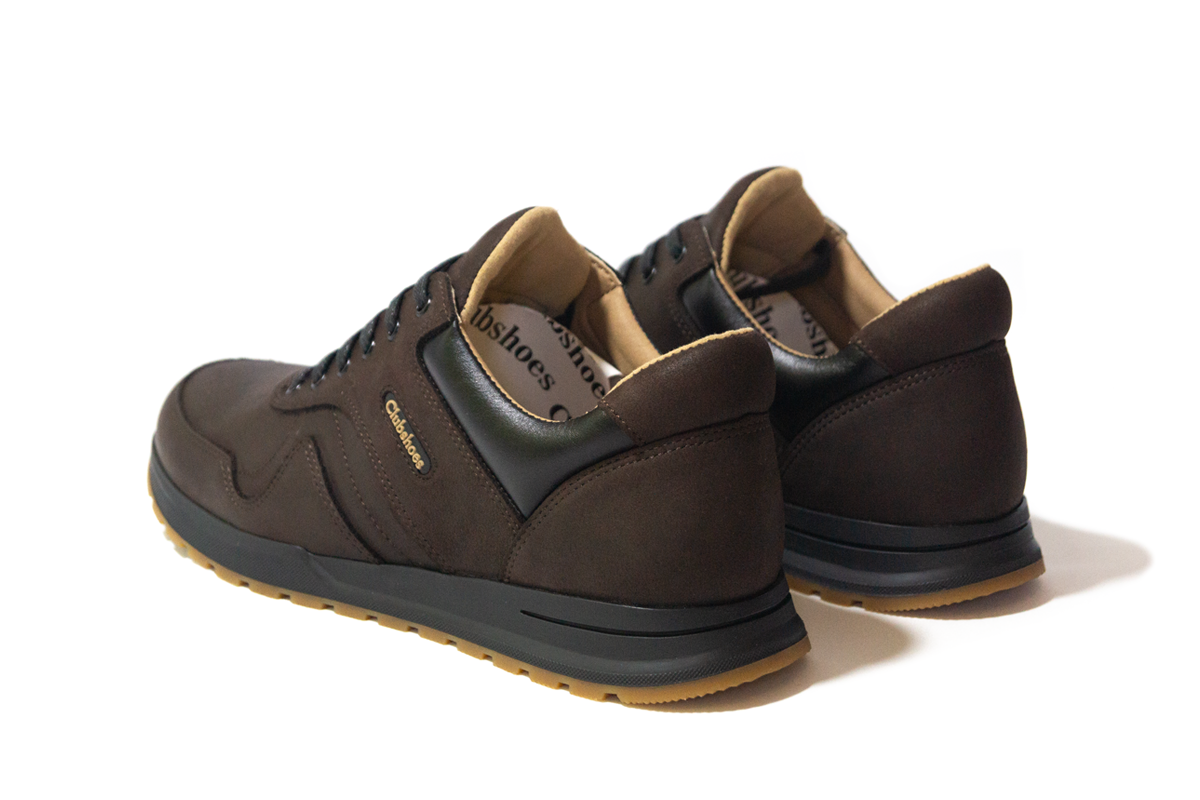 Чоловічі весняні - осінні шкіряні кросівки Clubshoes коричневі Rossi