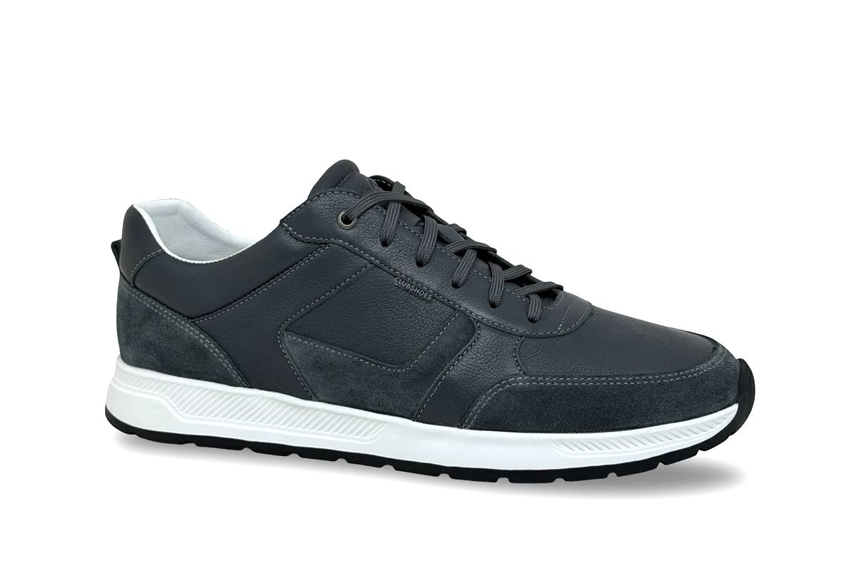 Чоловічі шкіряні кросівки Clubshoes сірі Vant