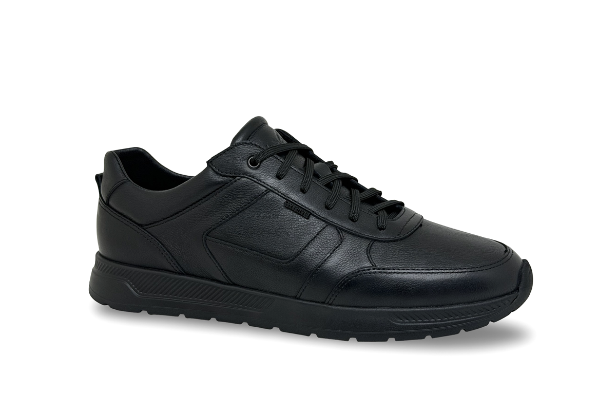 Чоловічі шкіряні кросівки Clubshoes чорні Vant