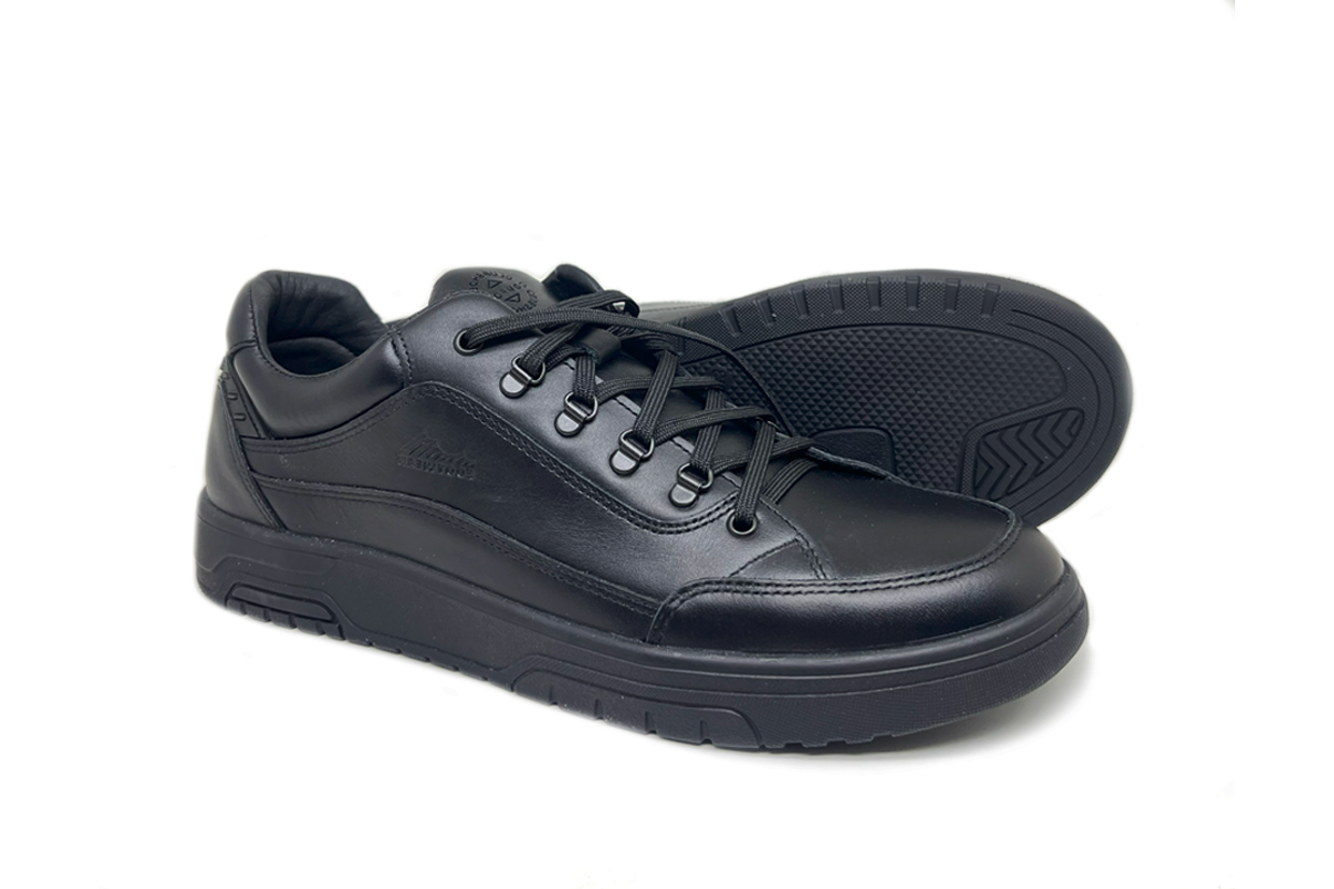 Чоловічі весняні - осінні шкіряні кеди Clubshoes чорний Kendall