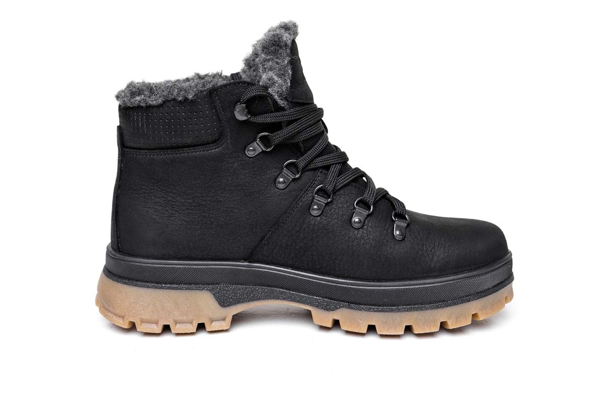 Чоловічі зимові черевики з нубуку Clubshoes чорний Winterish