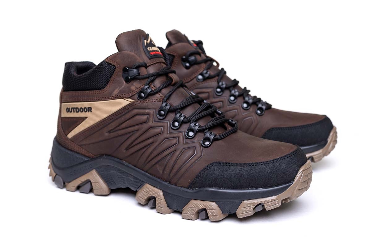 Чоловічі зимові шкіряні черевики Clubshoes коричневий Shox