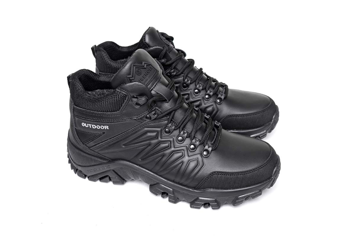 Чоловічі зимові шкіряні черевики Clubshoes чорний Shox