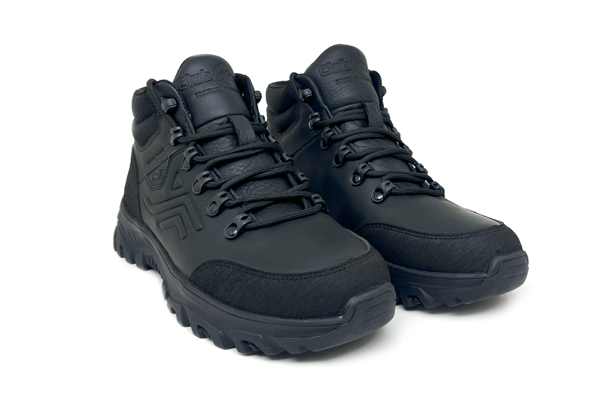 Чоловічі зимові черевики шкіряні Clubshoes чорний Shobs