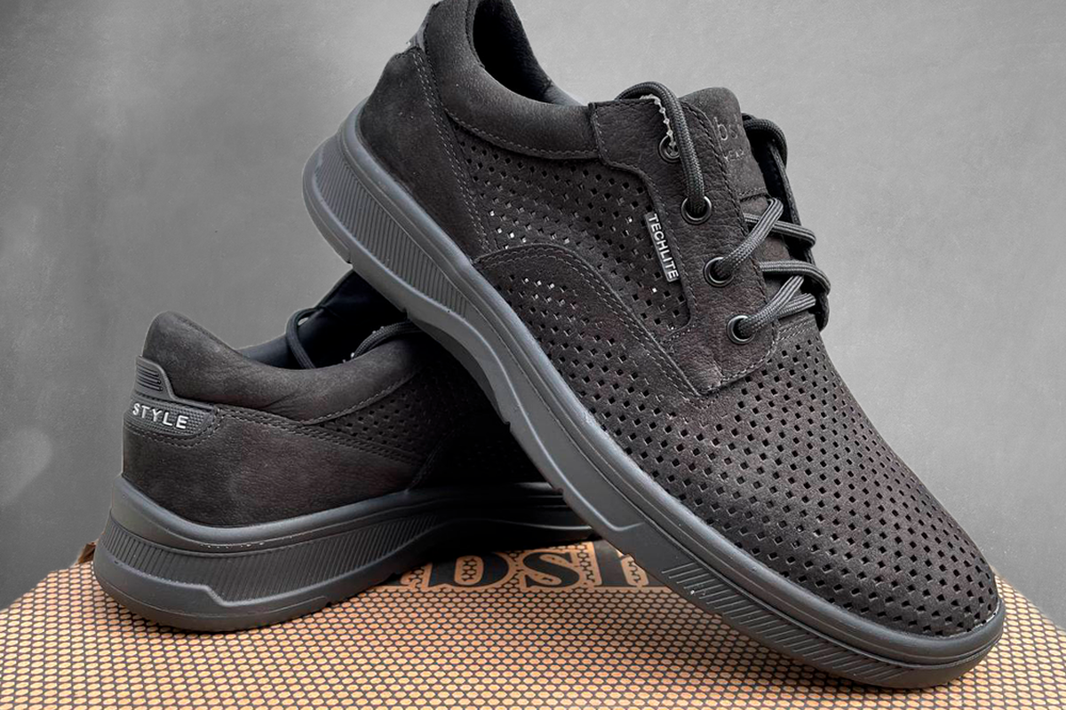 Чоловічі весняні шкіряні черевики Clubshoes чорний STN Light
