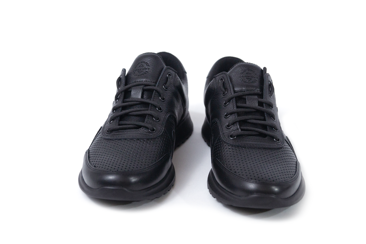 Чоловічі літні шкіряні кросівки Clubshoes чорний Rossi Light