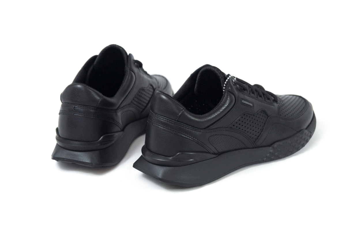 Чоловічі весняні шкіряні кроссівки чорні Clubshoes Roxy Light