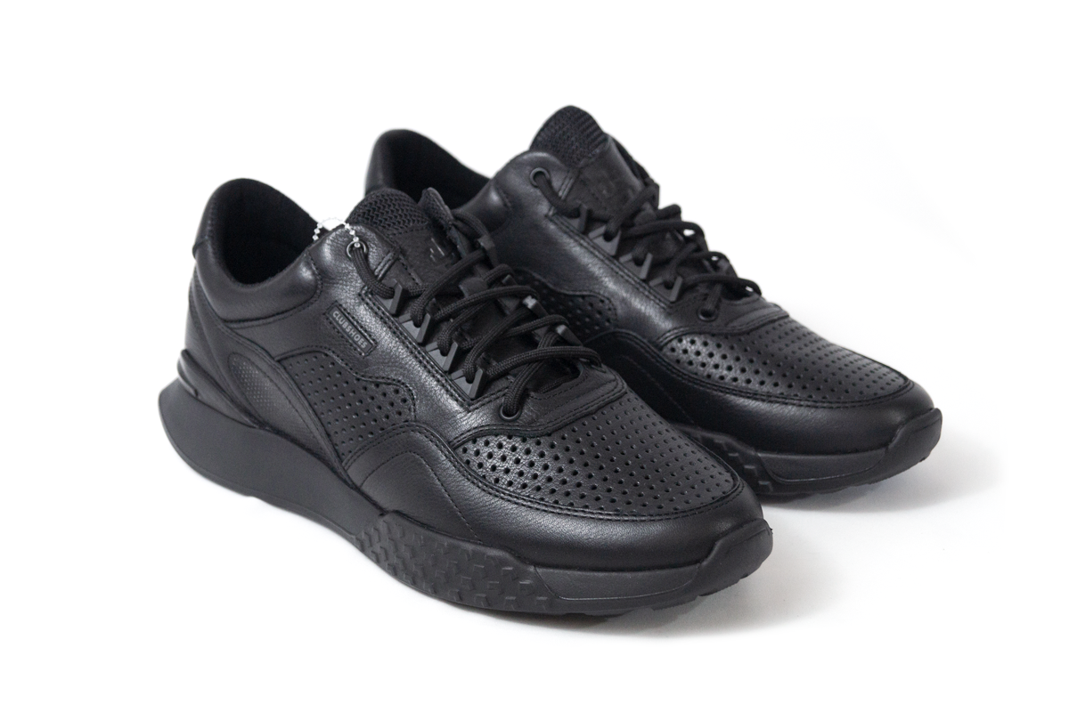 Чоловічі весняні шкіряні кроссівки чорні Clubshoes Roxy Light