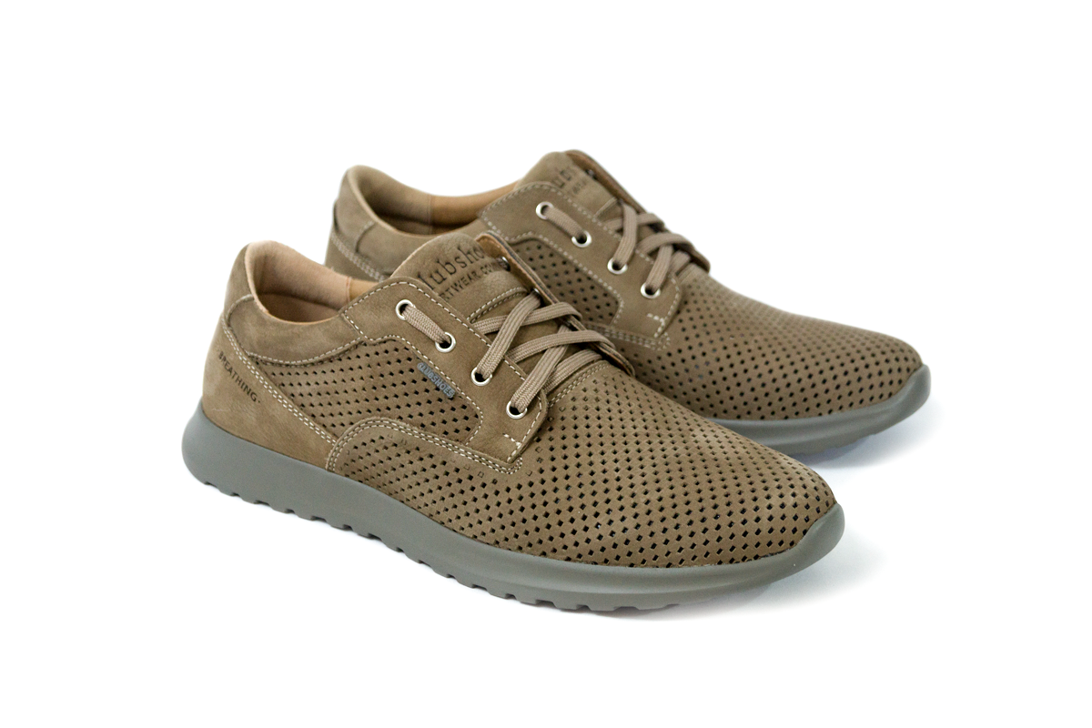 Чоловічі весняні шкіряні черевики Clubshoes бежевий STN Light